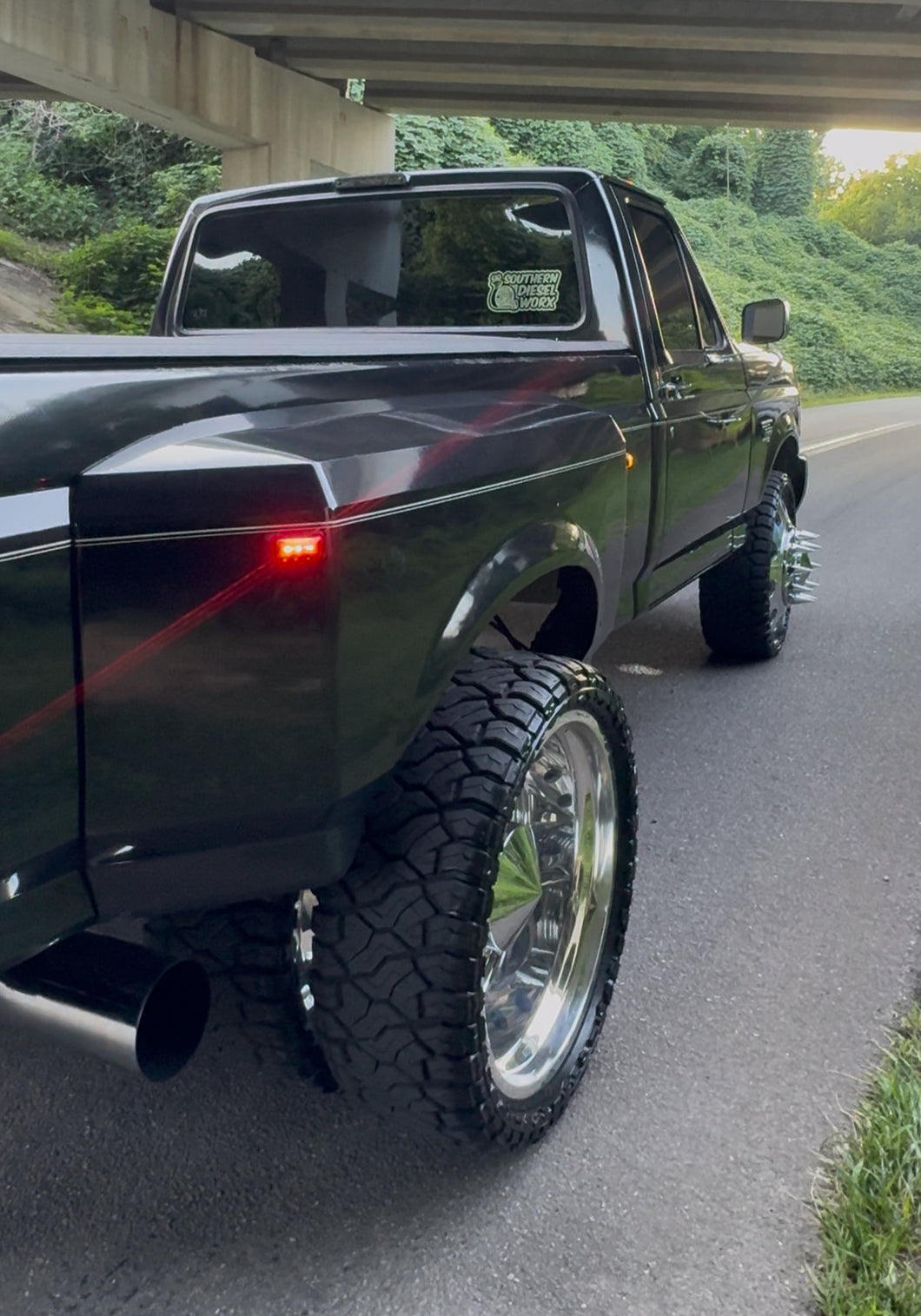 CHROME SDW DECAL